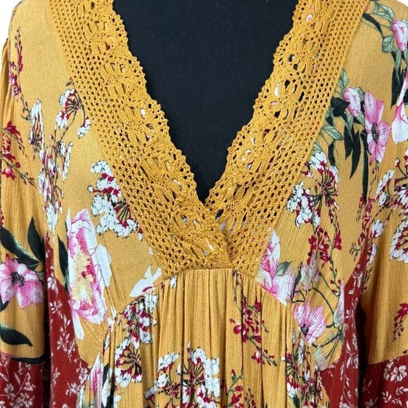 Umgee Red Gold Floral Peasant Babydoll Crochet Rayon Flared Sleeve Dress Size L - Picture 8 of 9
